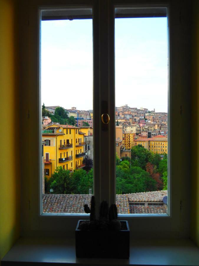 Trompe L'Oeil Apartment Perugia Luaran gambar